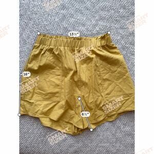 Cutely Covered Linen Blend yellow High Waist Shorts M EUC